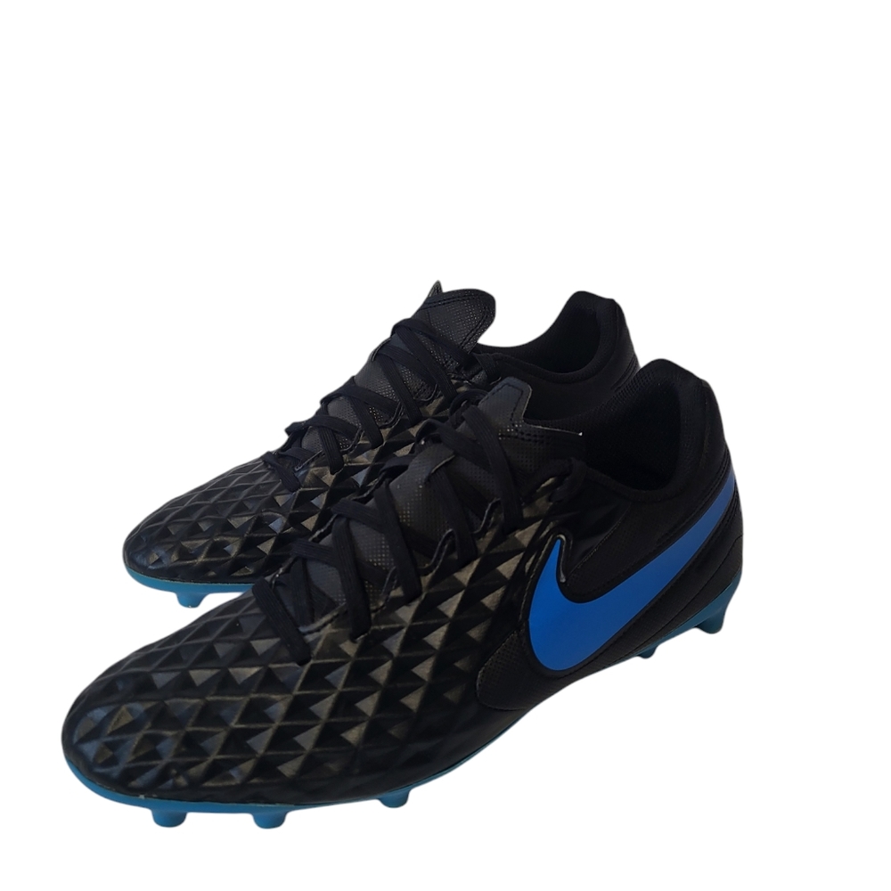 Nike Men's Tiempo Soccer Cleat  Legend size black black/ blue Heron Size 8